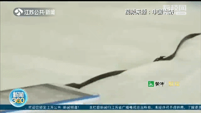 150943a826acp579iz1hfz.gif