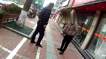 091024b543n77ezi76jgiv.gif