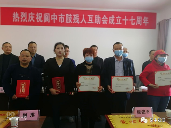 141123gauw777tpaz1wkg2.png