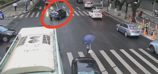 111247z5pfqzt8zscscr10.gif