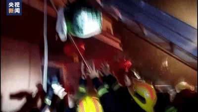 082905ykdy92ckzww4hxky.gif