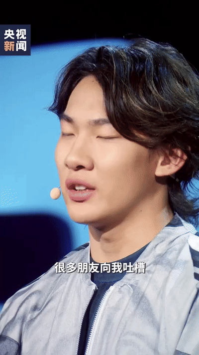 092850sg35ci2326zhlbiu.gif