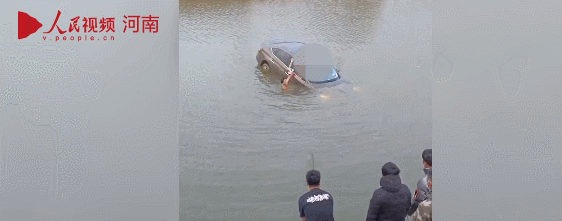 112520bnogvoahe9ef38o3.gif