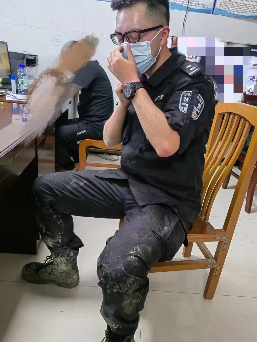 084116pv85czcco2vmuv3r.jpeg