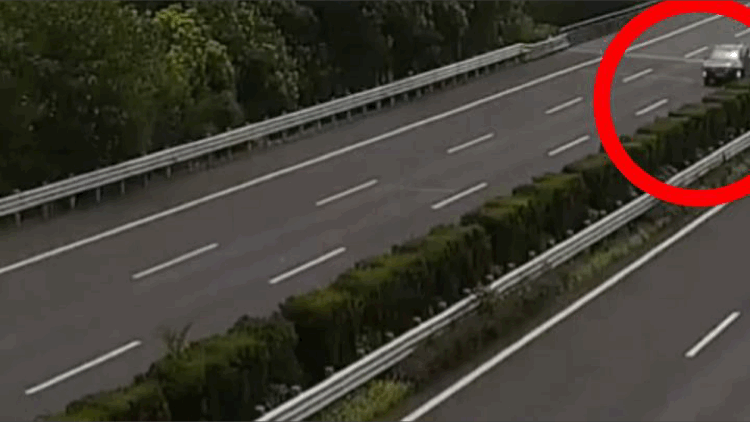 091423lv23cbqinx320aah.gif