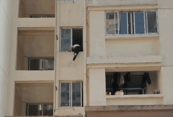 090416vrkqnhe9nnskhree.gif