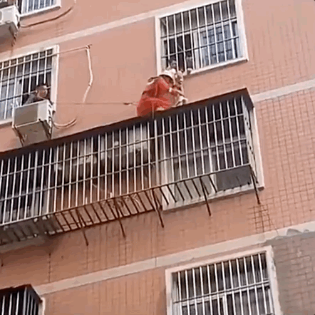 094334ai4lf3tw823lt2fs.gif
