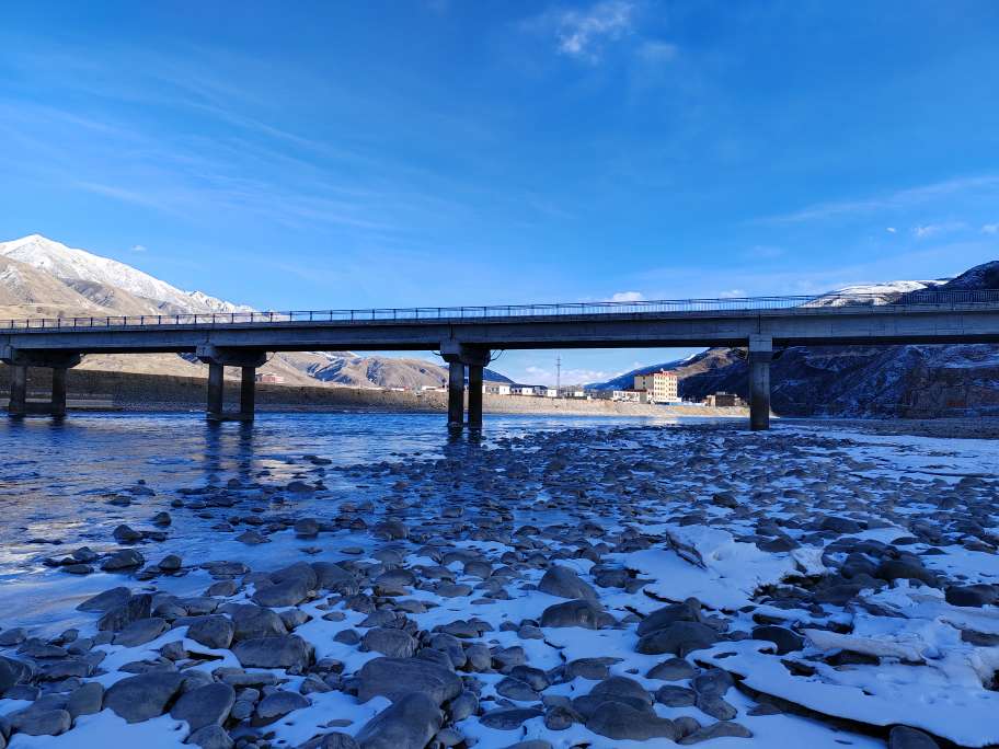 20221229170832front2_0_1041_FnxXfACi0U1aXx9DfvN0y5mE8Bh_.jpg